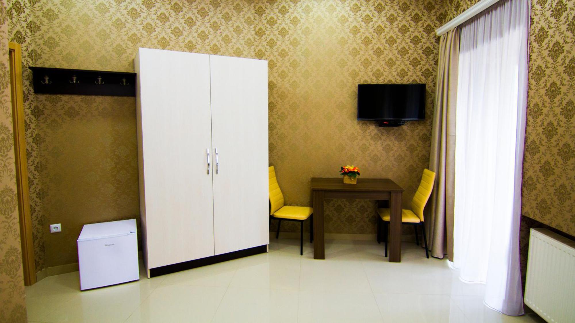 Hotel Care Inn Tiflis Dış mekan fotoğraf