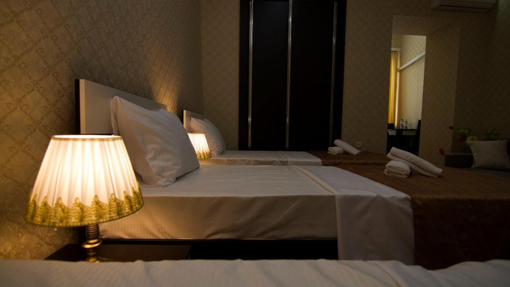 Hotel Care Inn Tiflis Dış mekan fotoğraf