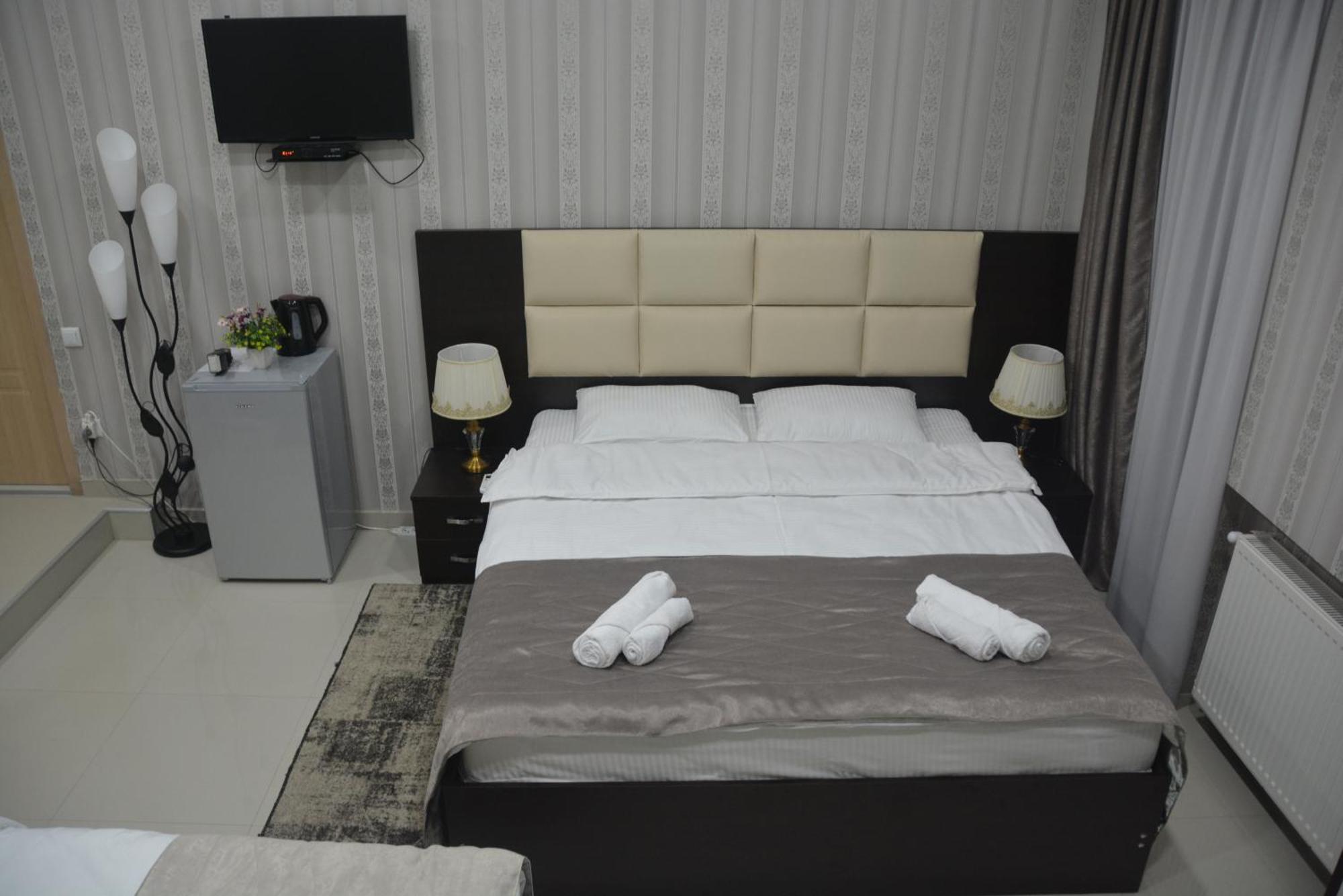 Hotel Care Inn Tiflis Dış mekan fotoğraf